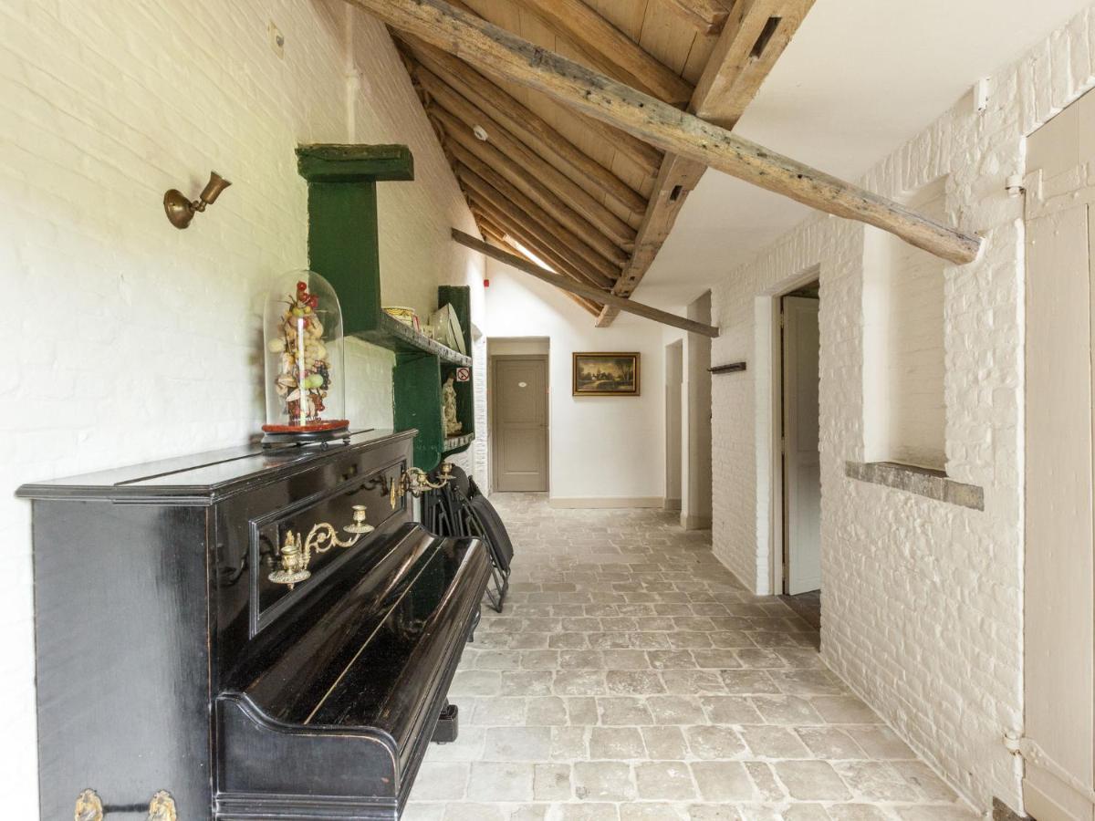 Beautiful Farmhouse In Beernem With Big Garden Экстерьер фото