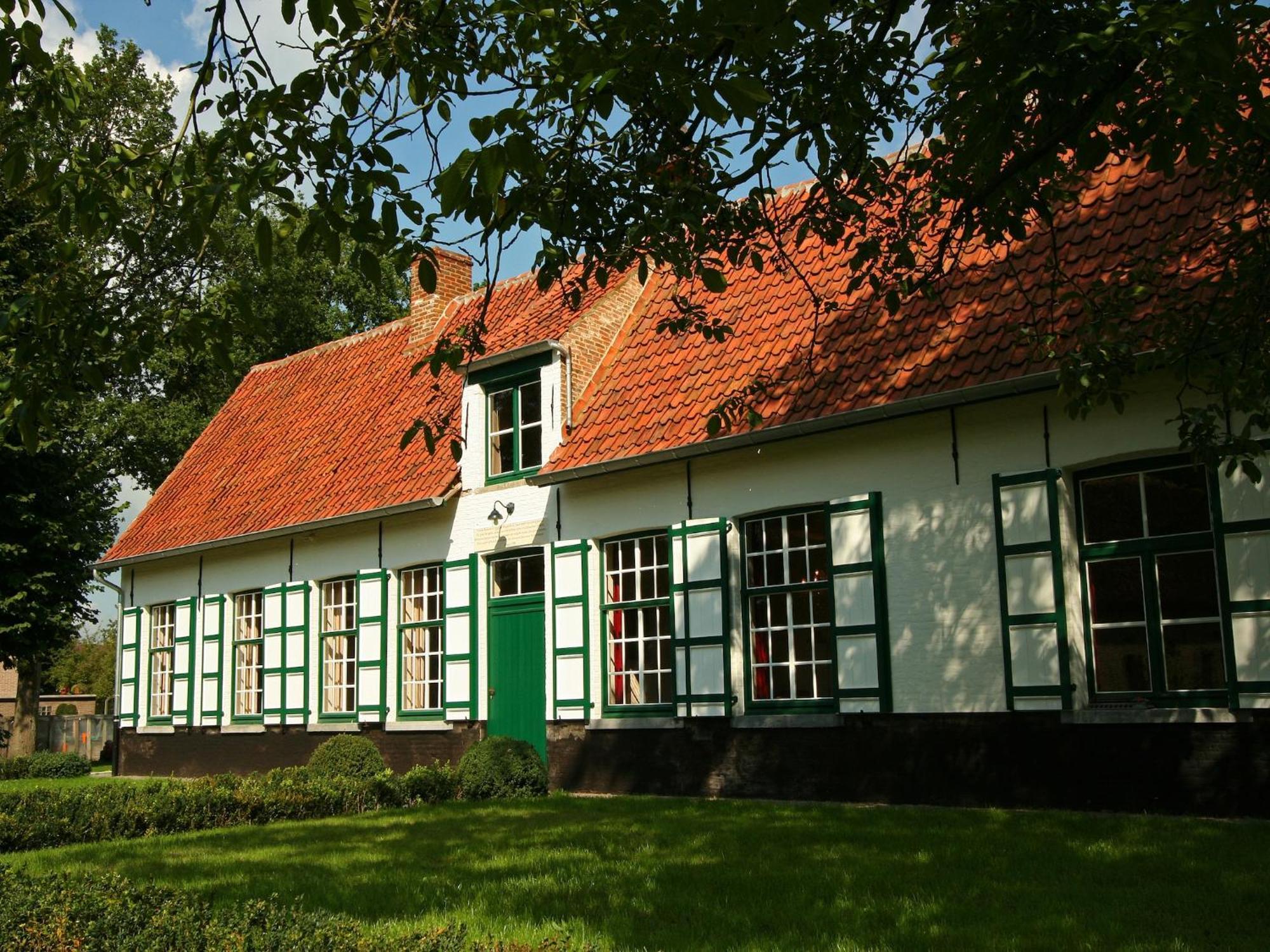 Beautiful Farmhouse In Beernem With Big Garden Экстерьер фото